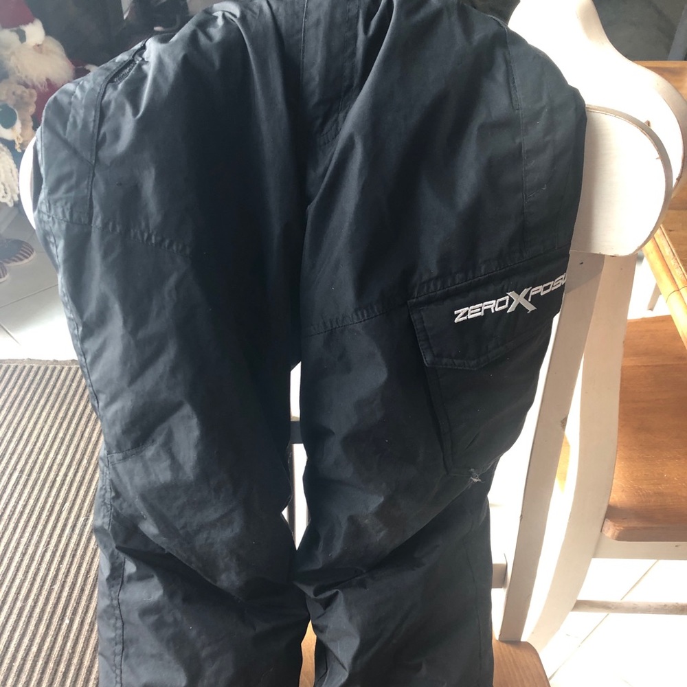 Black ZeroXposure snow pants
